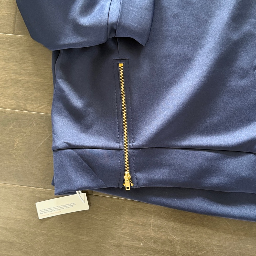 Addison Bay Navy Sweater - Picture 5 of 7